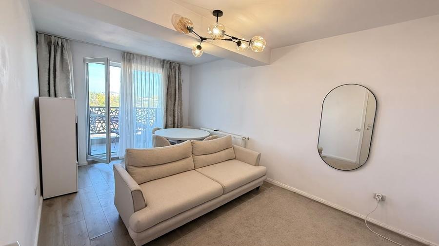 Apartament cu 2 camere, mobilat în Central