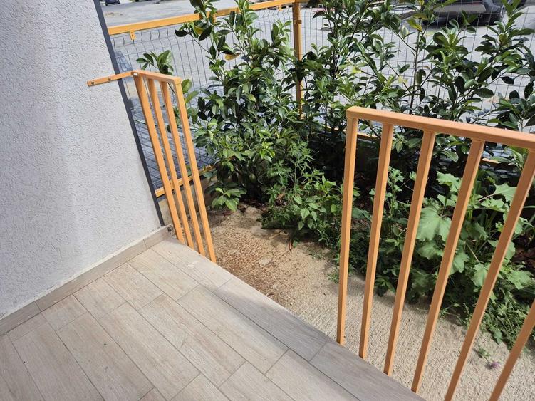 Garsonieră decomandată în Centură