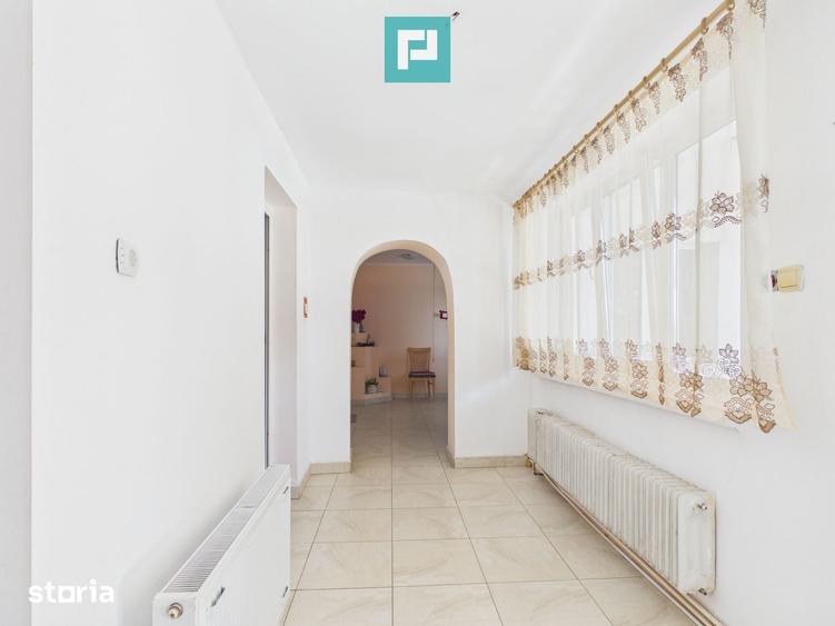 Casă cu 4 camere cu Teren 630 Mp în Central