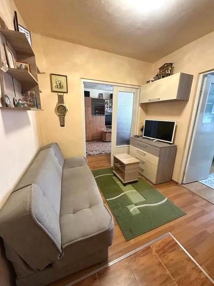 Apartament cu 2 camere decomandat, mobilat în Aiud