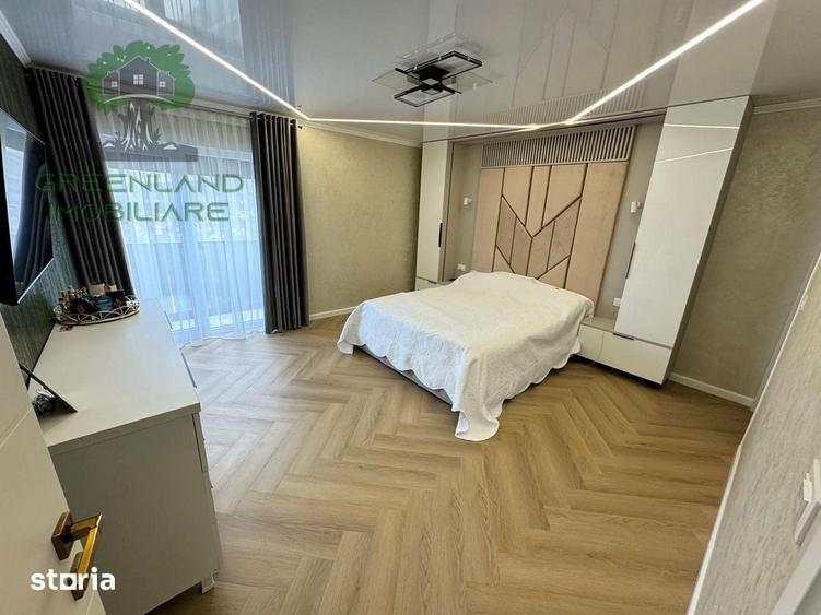 Casă cu 4 camere cu Teren 450 Mp în Bucium