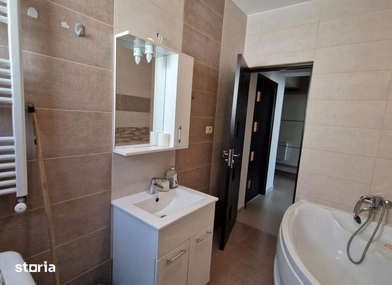 Apartament cu 2 camere decomandat în Galata