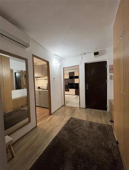 Apartament cu 2 camere decomandat, mobilat în Girocului