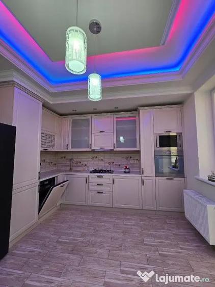 Apartament cu 2 camere decomandat în Moșilor