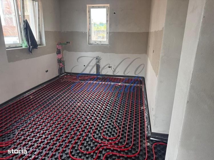 Casă cu 4 camere în Dezmir
