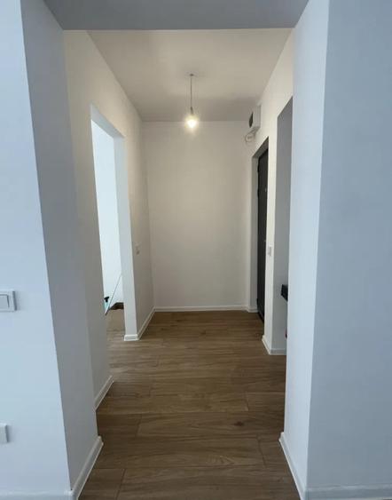 Apartament cu 2 camere semidecomandat în Tomis II