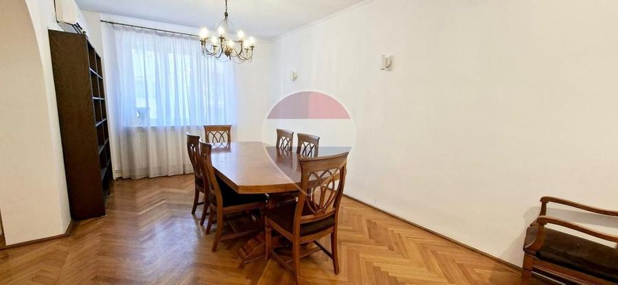 Apartament cu 5 camere în Dorobanți