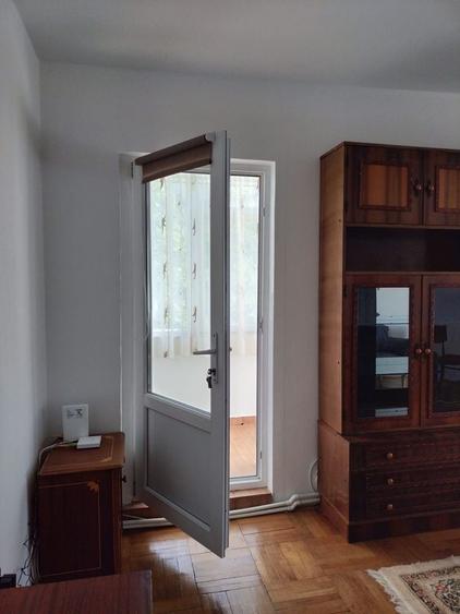 Apartament cu 2 camere decomandat în Mazepa 1
