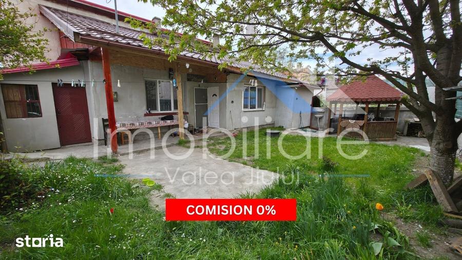 Casă cu 2 camere cu Teren 199 Mp în Central