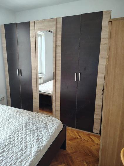 Apartament cu 3 camere decomandat în Spitalul Județean