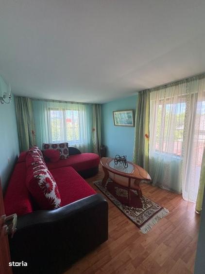 Casă cu 4 camere în Mocira
