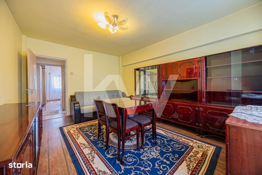 Apartament cu 2 camere decomandat în Tractorul