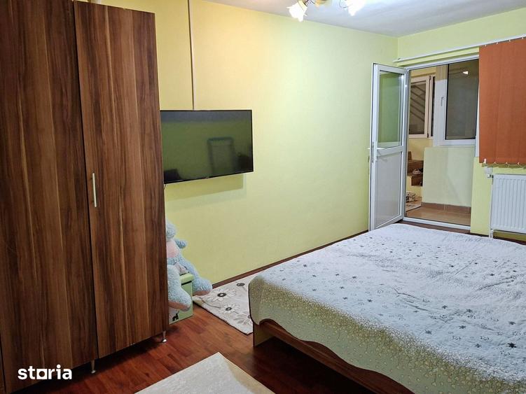 Casă cu 5 camere decomandat cu Teren 780 Mp în Săcălaz