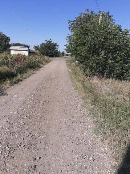 Teren de 4000 mp, în Căldărușeanca