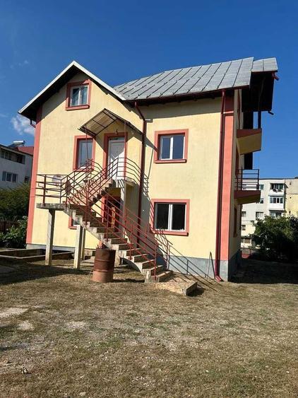 Spațiu comercial, de 550 mp, în Găvana