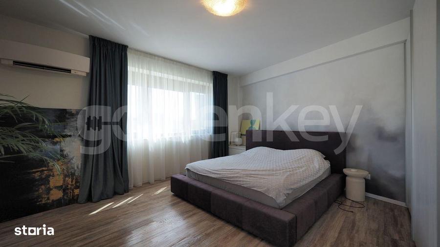 Apartament cu 4 camere, mobilat în Tei