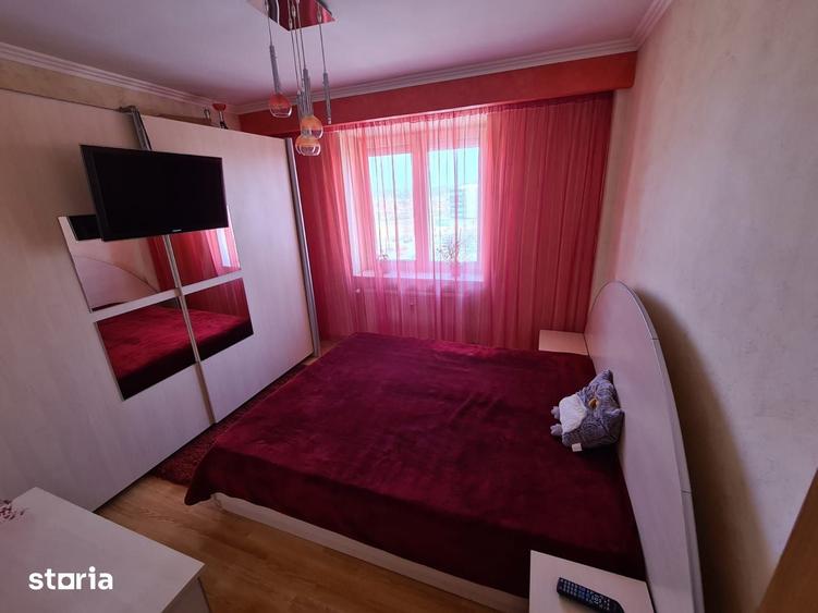 Apartament cu 3 camere decomandat în Salca