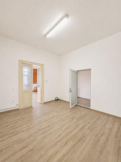 Apartament cu 2 camere decomandat în Republicii