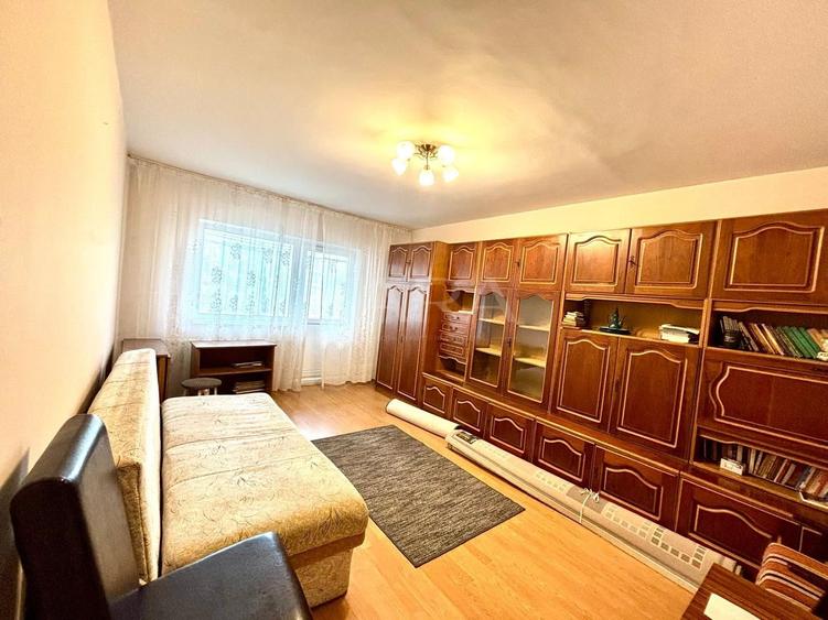 Apartament cu 4 camere decomandat în Mănăștur