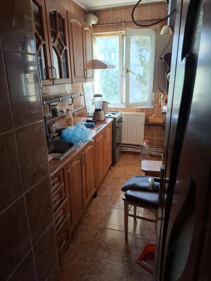 Casă cu 3 camere cu Teren 50 Mp în Exterior Vest