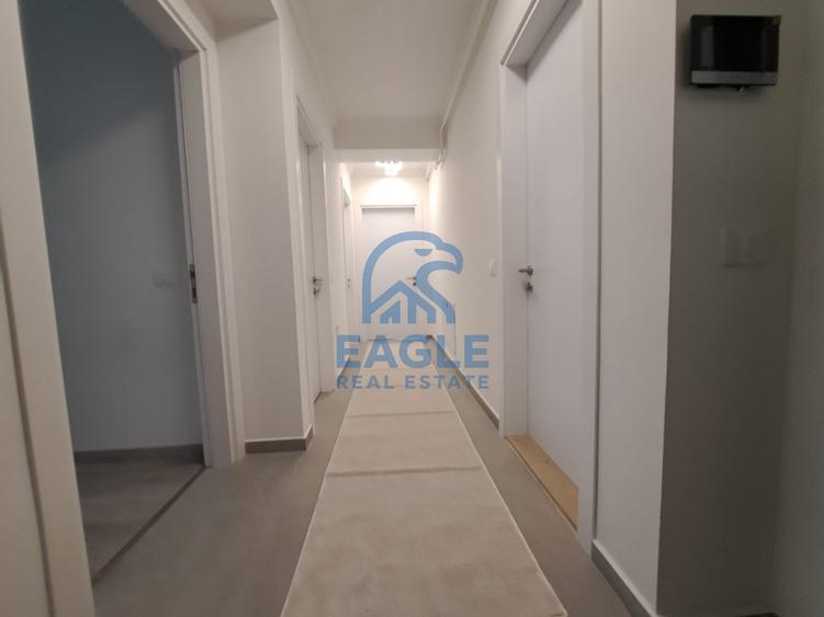 Apartament cu 3 camere decomandat, mobilat în Energia