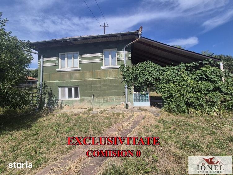 Casă cu 3 camere cu Teren 2651 Mp în Almașu Mare