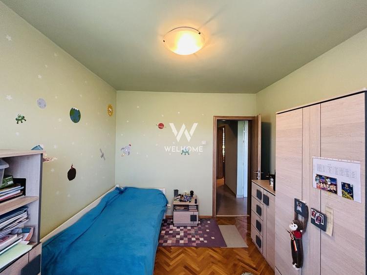 Apartament cu 3 camere decomandat în Ștrand