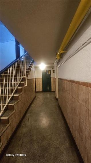 Apartament cu 2 camere semidecomandat în Berceni