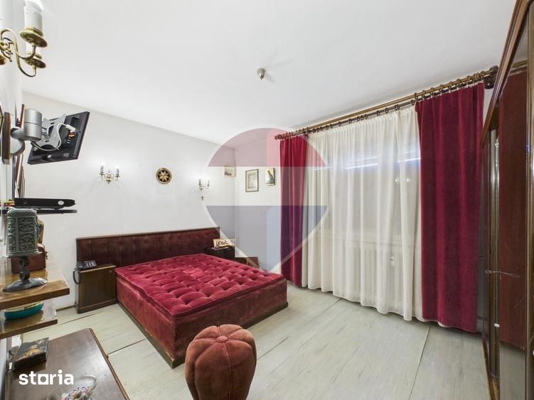 Apartament cu 3 camere în Tei