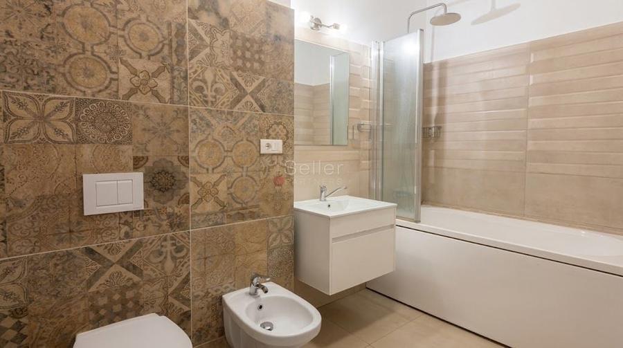 Apartament cu 2 camere decomandat, mobilat în Tractorul