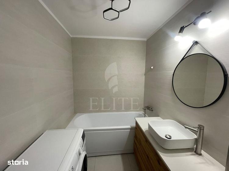 Apartament cu 3 camere semidecomandat în Dâmbul Rotund