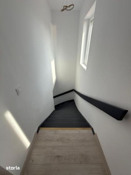 Apartament cu 3 camere decomandat în Ana Ipătescu
