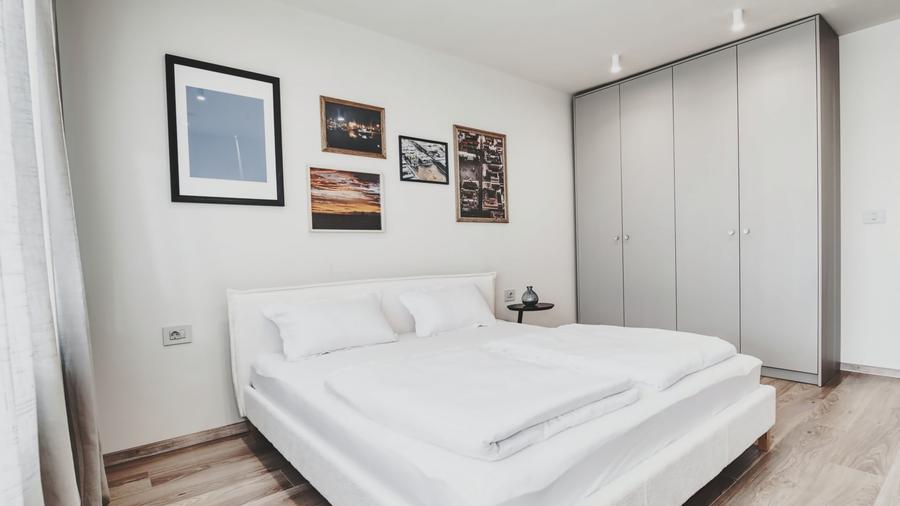 Apartament cu 2 camere decomandat în Dacia