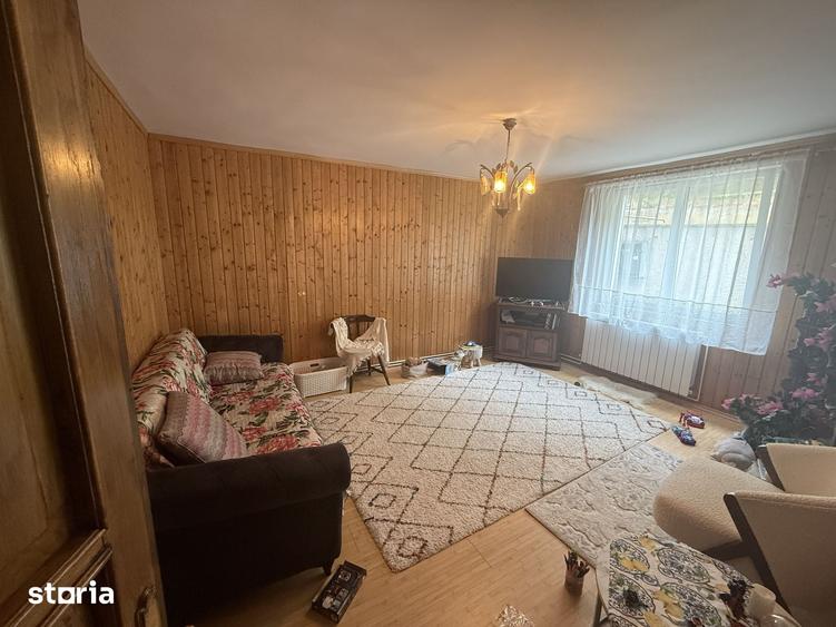 Casă cu 4 camere cu Teren 200 Mp în Kogălniceanu