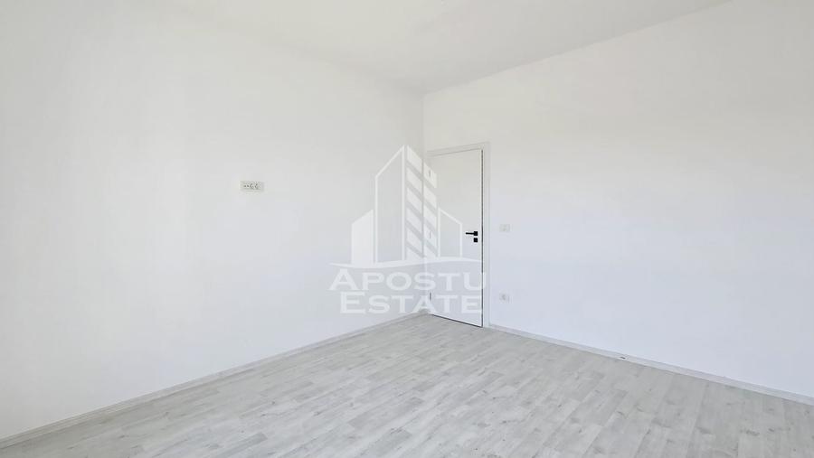Apartament cu 2 camere decomandat în Giroc