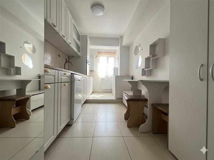 Apartament cu 2 camere decomandat, mobilat în Aeroport