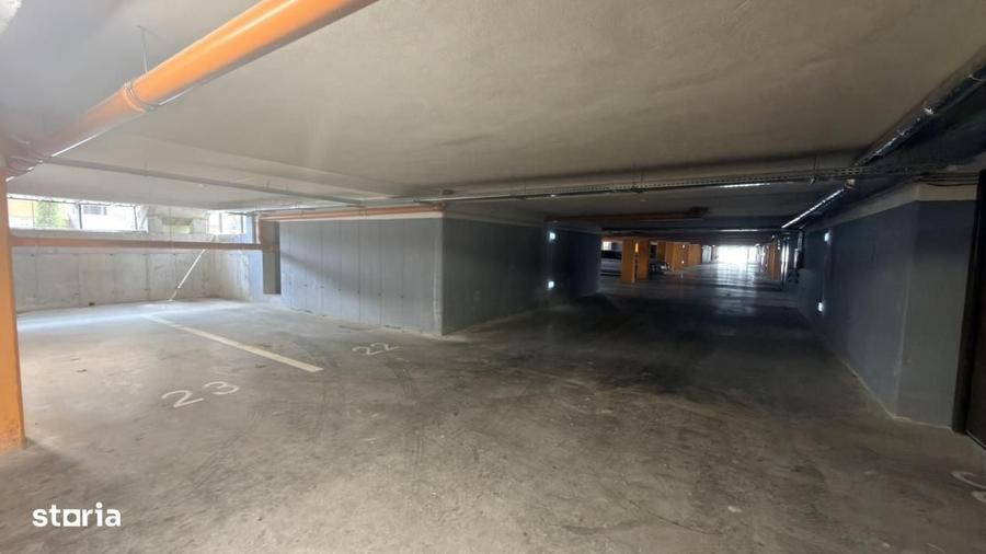 Apartament cu 3 camere decomandat în Lazaret