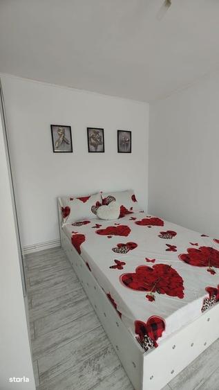 Garsonieră decomandată în 22 Decembrie