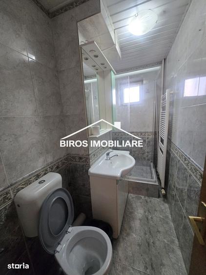 Apartament cu 4 camere în Central