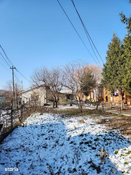 Teren de 410 mp, în Chercea