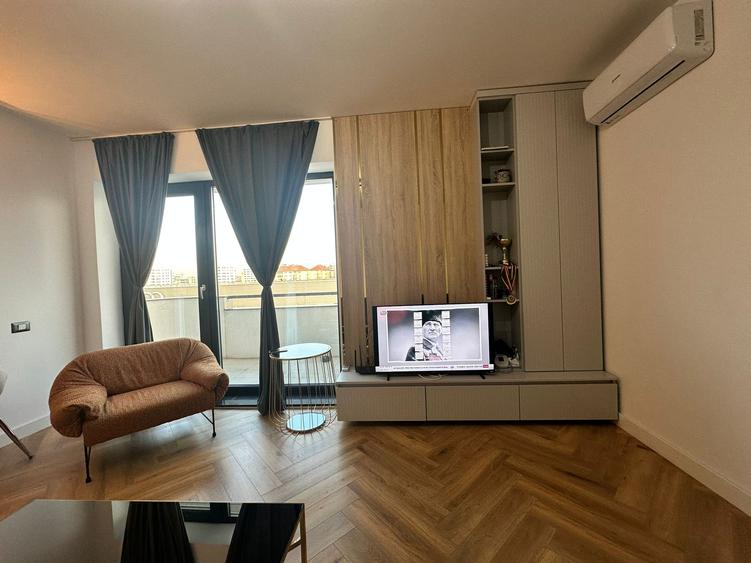 Apartament cu 2 camere semidecomandat în Pipera