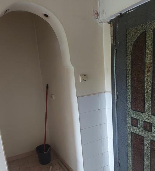 Apartament semidecomandat în Colentina