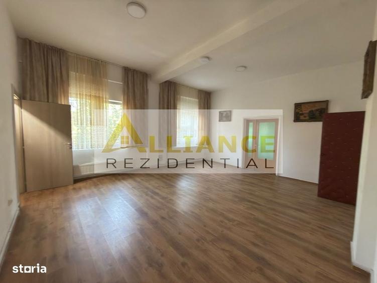 Casă cu 4 camere în Basarab