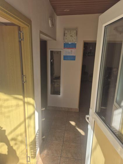Casă individuală cu 6 camere cu Garaj în Delfinariu