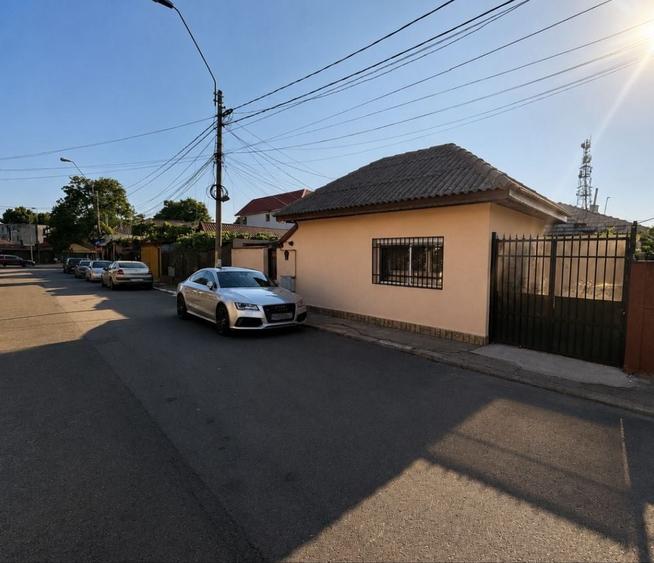 Casă cu 4 camere în Palas
