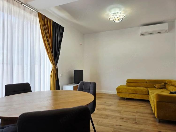 Casă cu 4 camere cu Teren 360 Mp în Tunari
