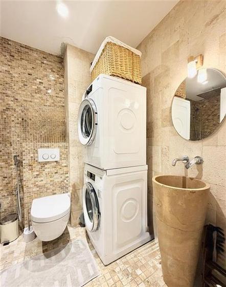 Apartament cu 3 camere semidecomandat, mobilat în Mărăști