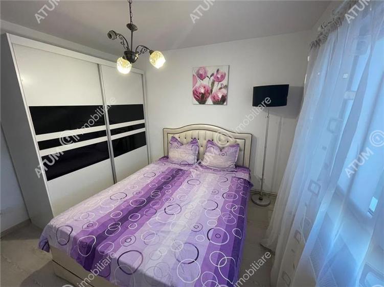 Apartament cu 3 camere decomandat, mobilat în Central