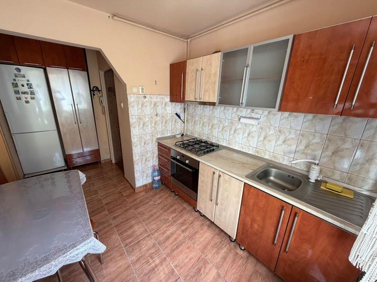Apartament cu 2 camere în Cetate