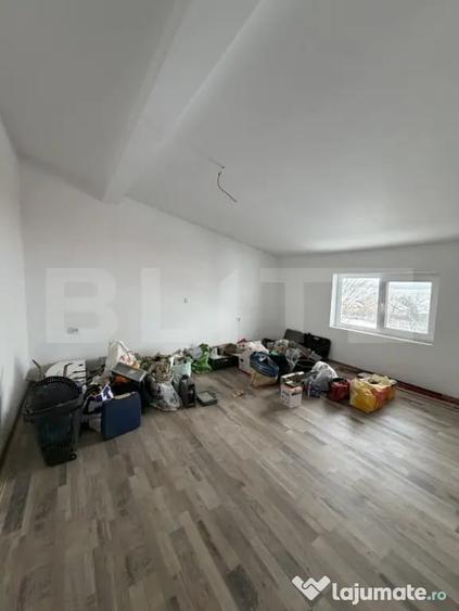 Casă cu 1 camere cu Teren 432 Mp în Podari